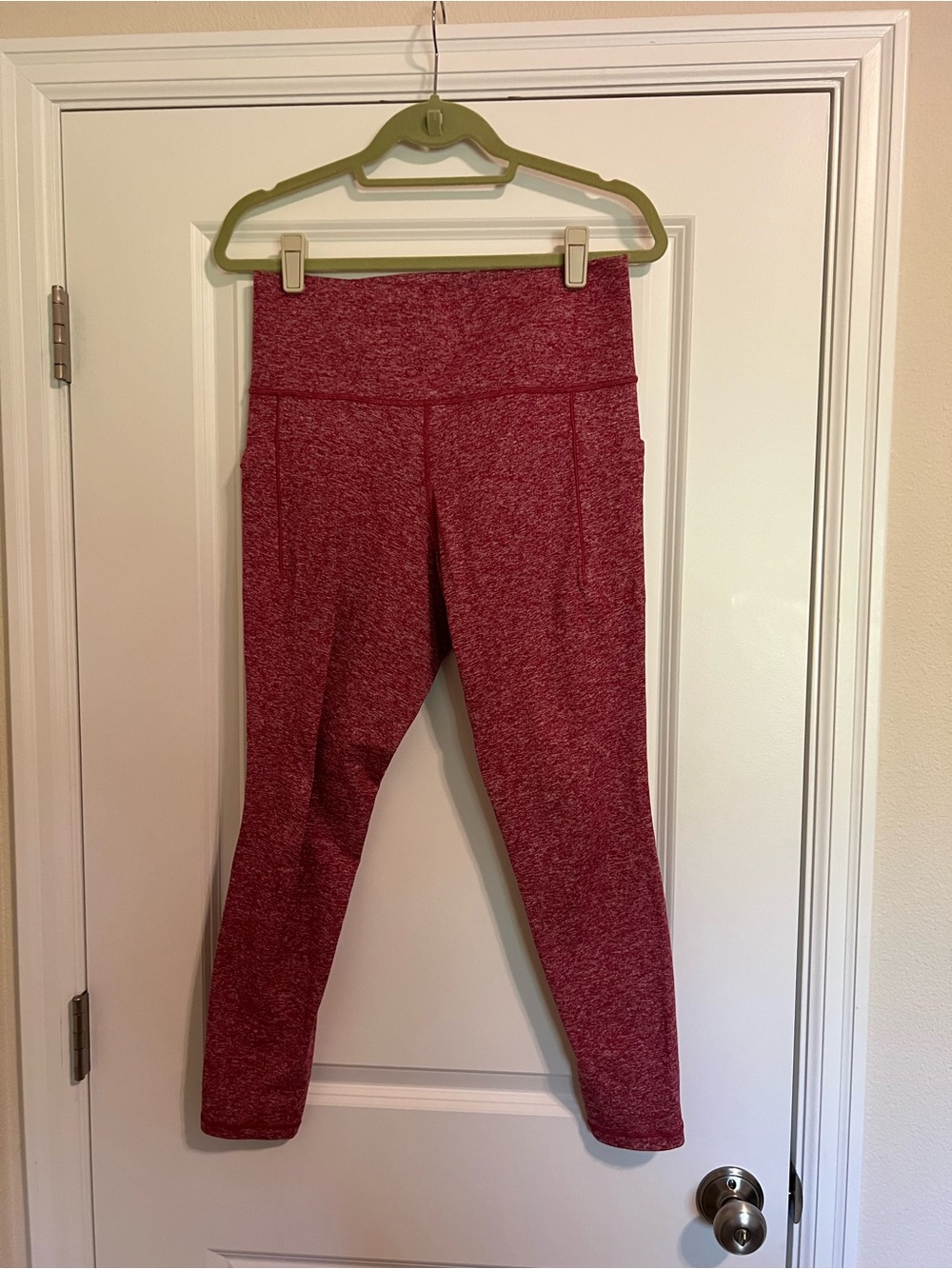 Athleta Salutation Stash Pocket Heather Red 7/8 Leggings